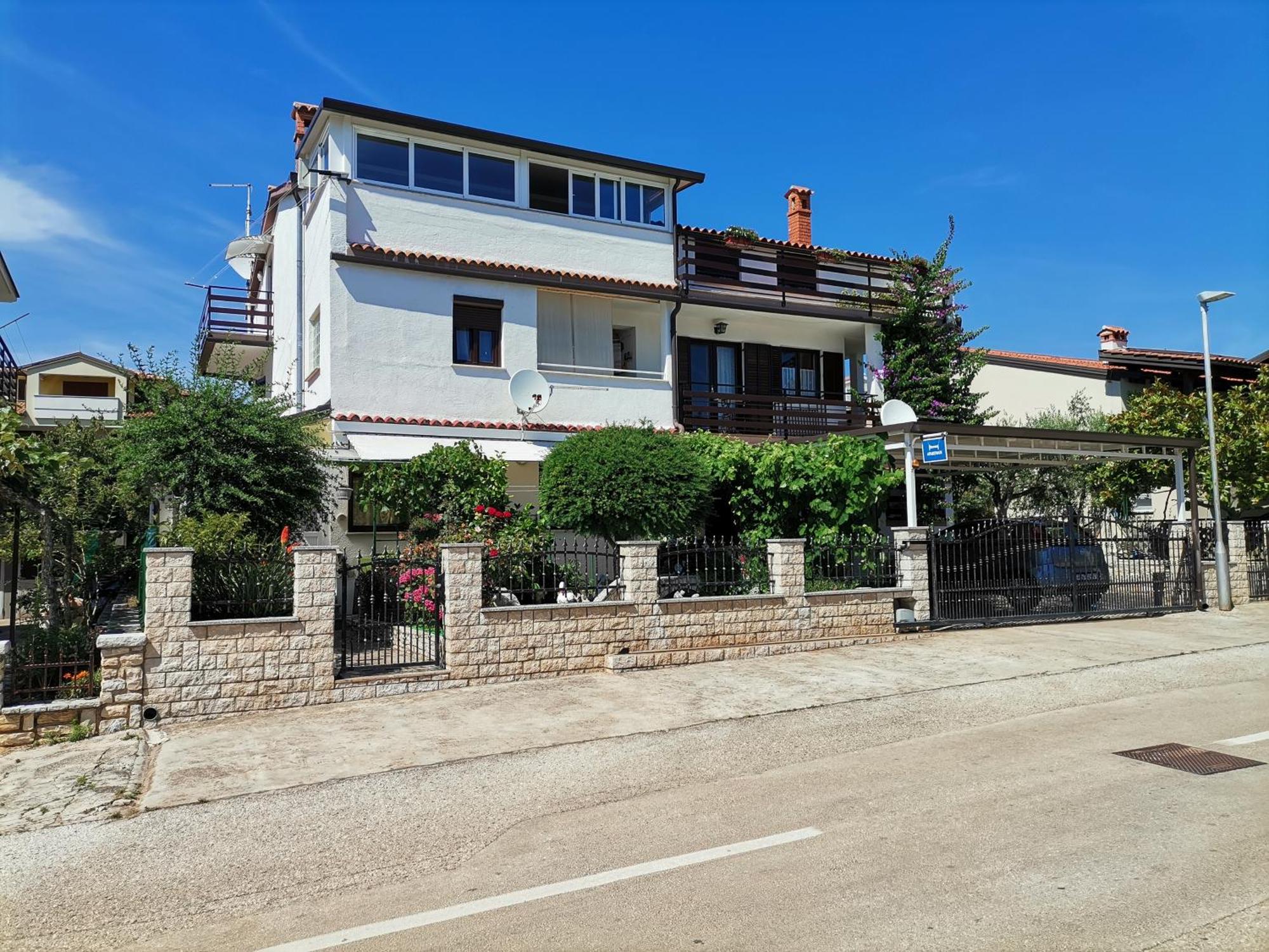 Apartments Anic Novigrad  Bagian luar foto