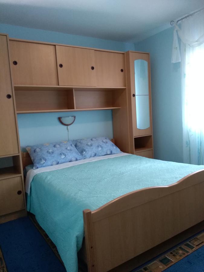 Apartments Anic Novigrad  Bagian luar foto